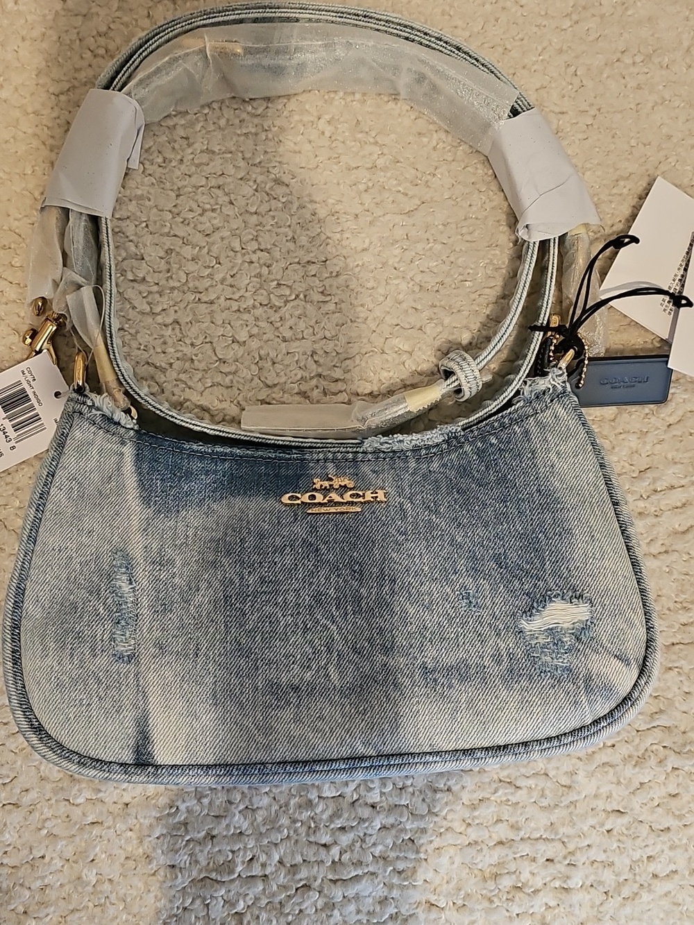 Coach Loved Denim Teri - Picture 5 of 10